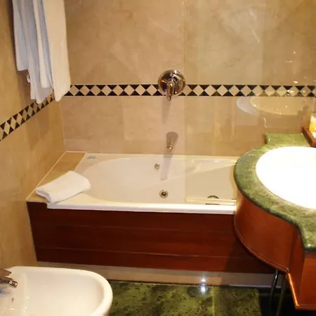 Eurostars Astoria Hotel