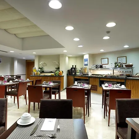 Eurostars Astoria Hotel 3*