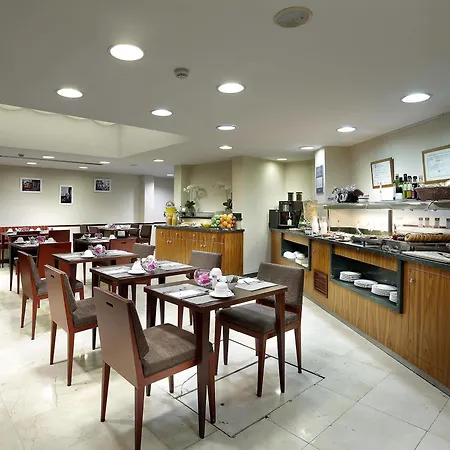 Eurostars Astoria 3*