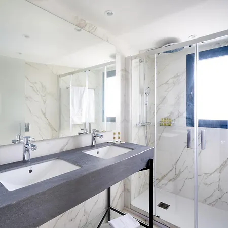 Eurostars Astoria 3*