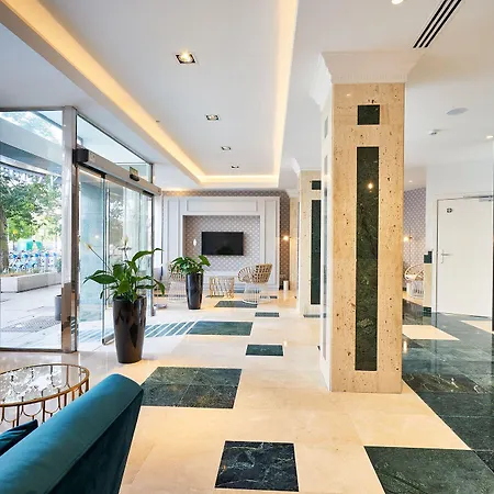 Hotel Eurostars Astoria 3*