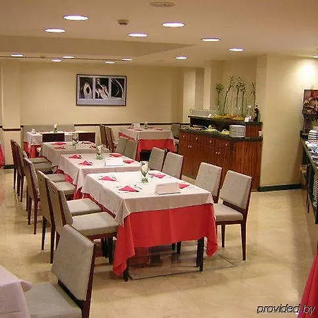 Hotell Eurostars Astoria 3*